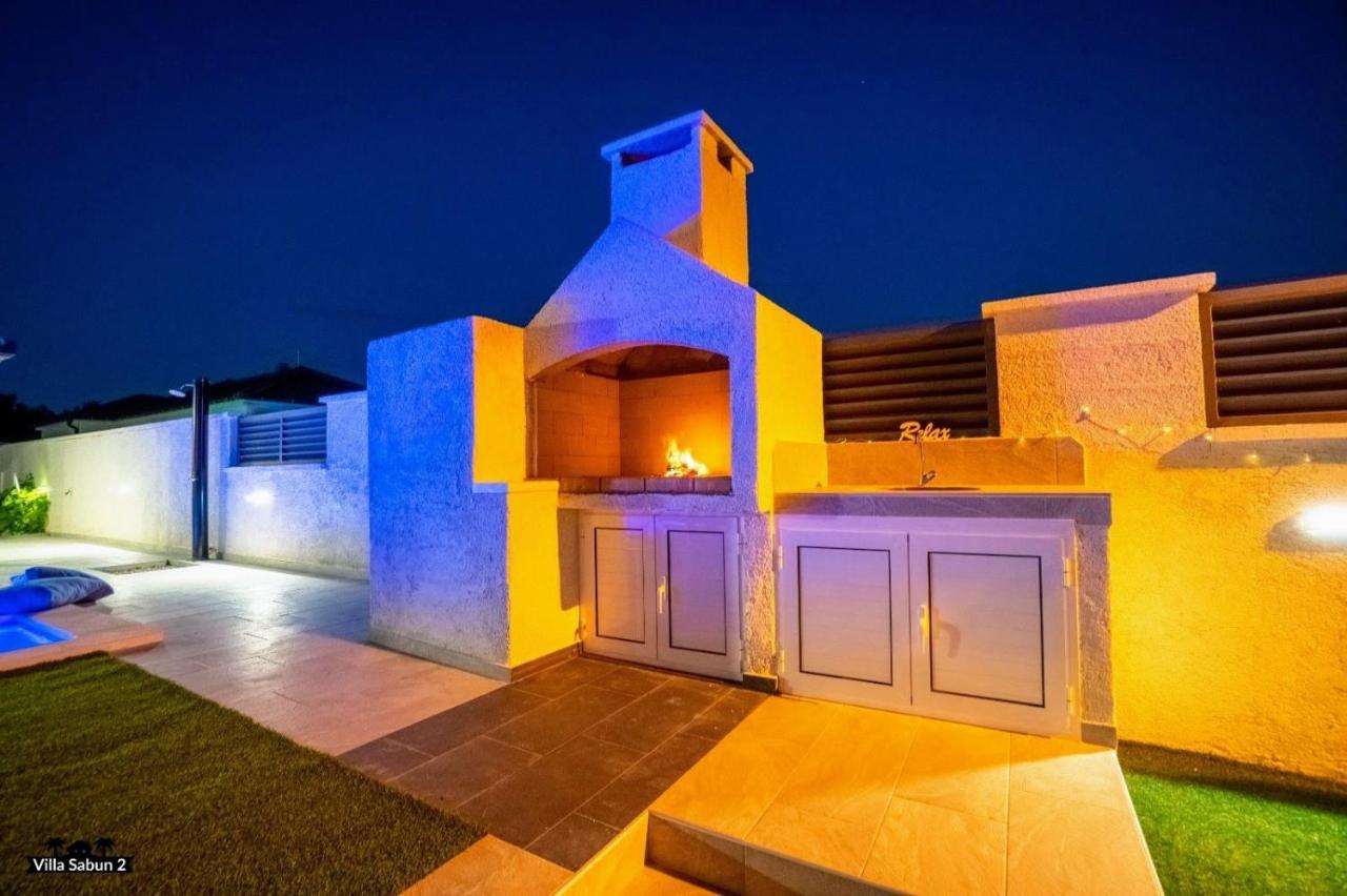 Villas Sabun - Modern House With Heated Pool Privlaka (Zadar) Exterior foto