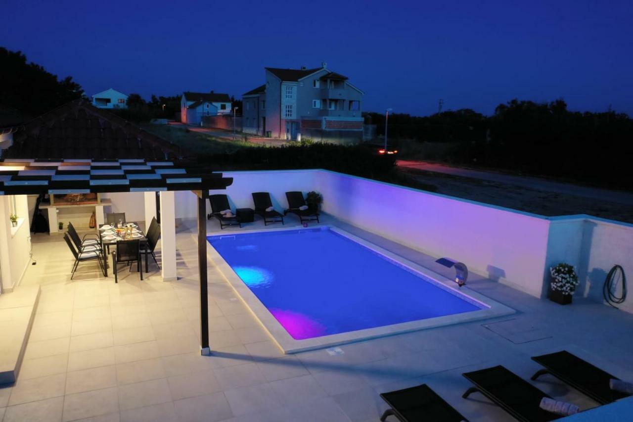 Villas Sabun - Modern House With Heated Pool Privlaka (Zadar) Exterior foto