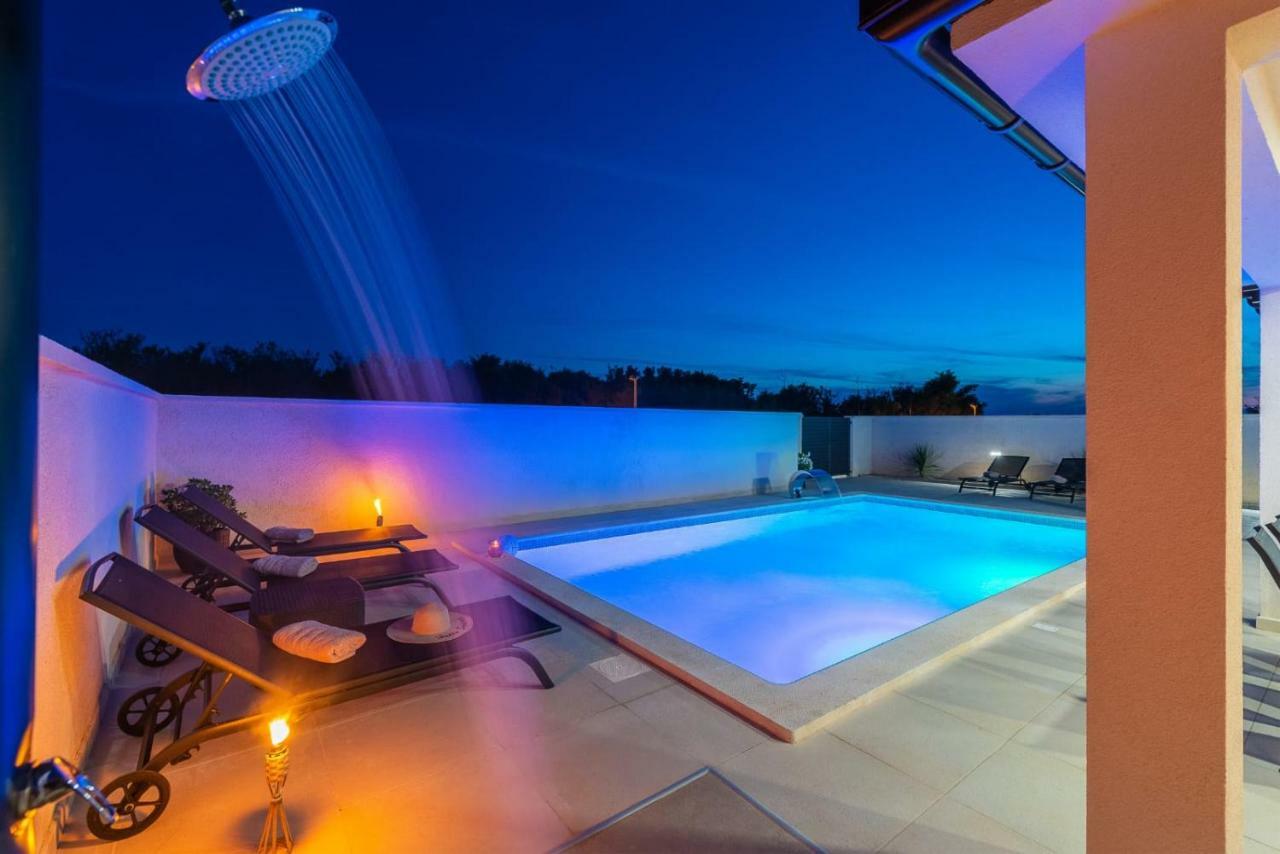 Villas Sabun - Modern House With Heated Pool Privlaka (Zadar) Exterior foto